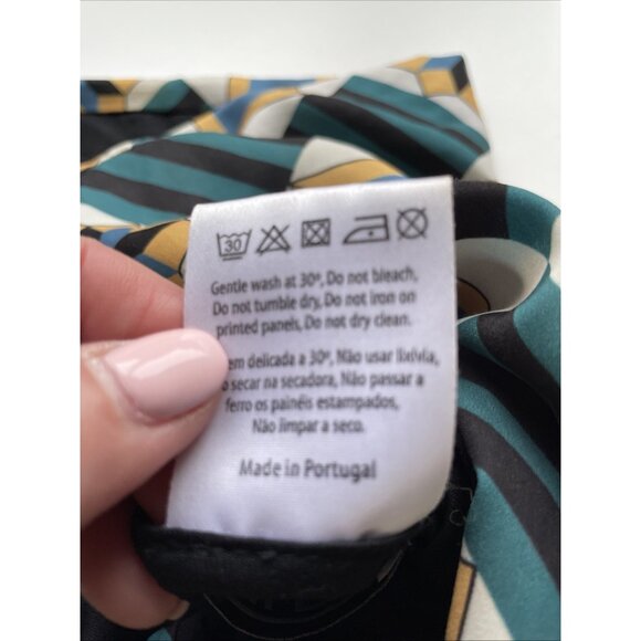 TILED Colorful Geometric Infinity Scarf 52" X 13" Made in Portugal Drapey Lined - Picture 7 of 10